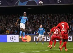 奥斯梅恩复出首秀出彩，AC米兰主场爆冷曼城，豪取14连胜的简单介绍